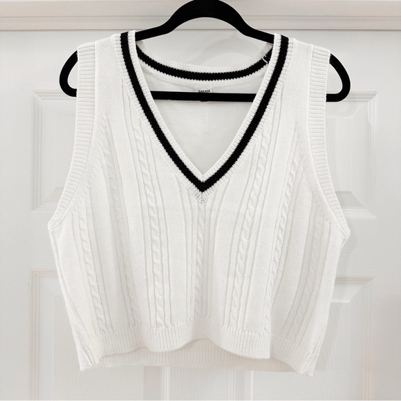 Garage Preppy Varsity Mini Sweater Vest V Neck Sleeveless White Black sz Large - Picture 6 of 9